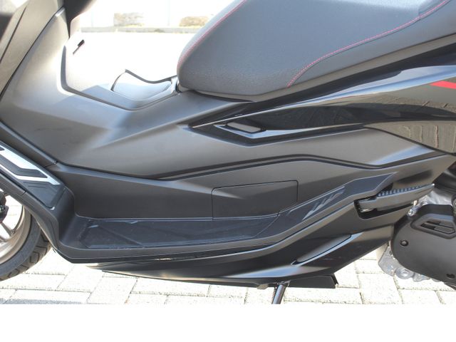 Honda Forza125 Special Edition