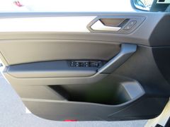 VW Touran 2.0 TDI Trendline Taxi DSG 7-Sitz Leder VW Touran 2.0 TDI Trendline Taxi DSG 7-Sitz Leder