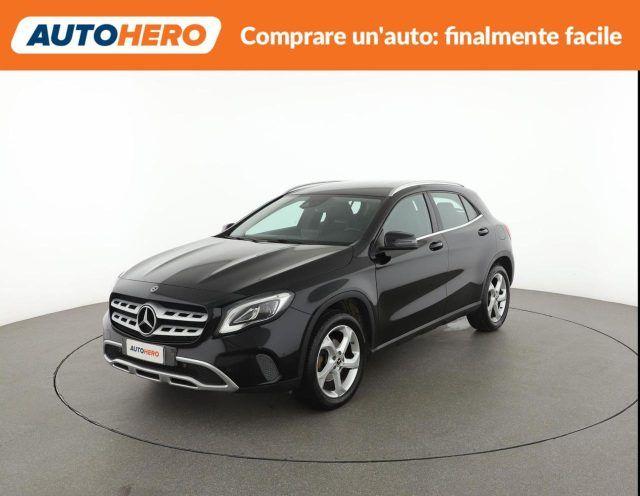Mercedes-Benz GLA 200