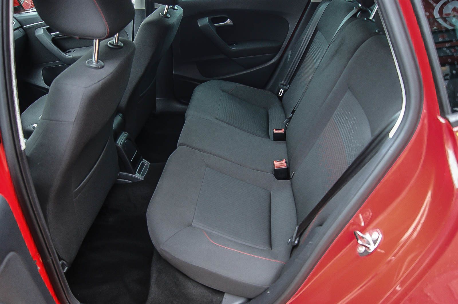 Fahrzeugabbildung Volkswagen Polo V 1.0 SOUND KLIMA SIHZG PDC TEMPOMAT 2.HAND