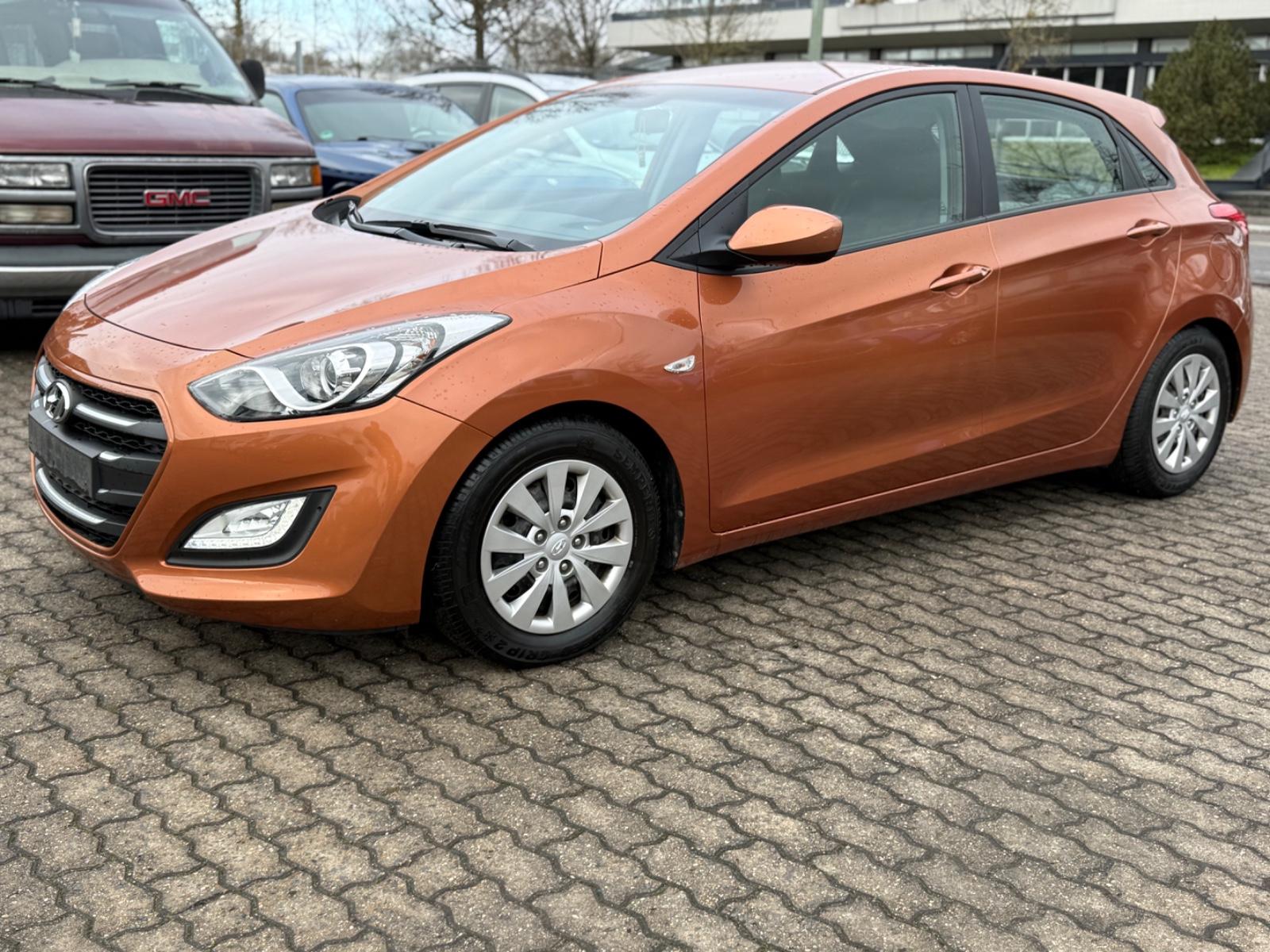 Hyundai i30 blue Classic Fix Price -Festpreis