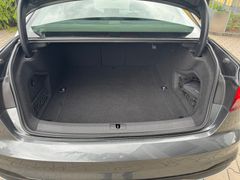 AUDI A4 Lim. 40 TDI quattro S line