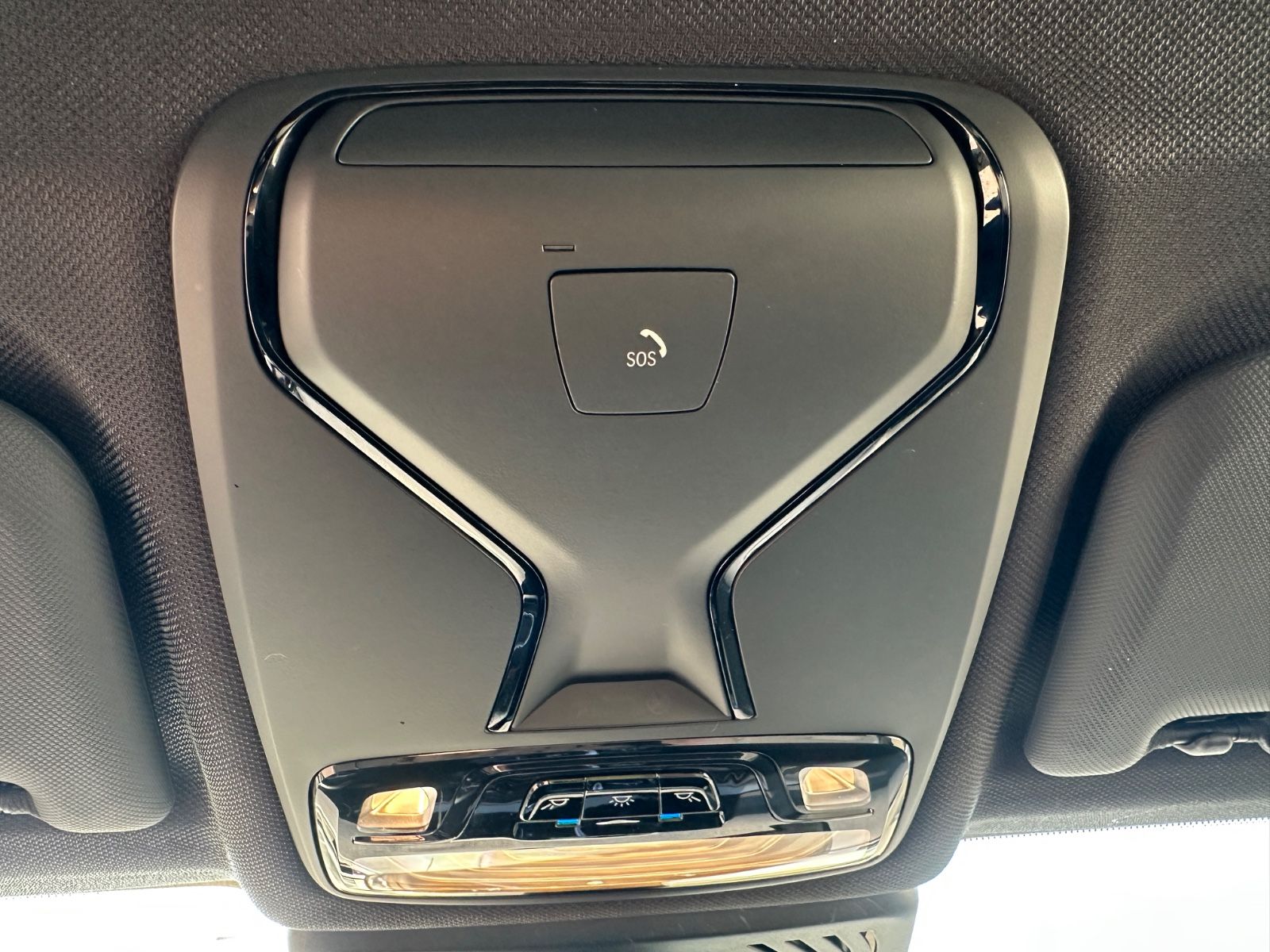 Fahrzeugabbildung BMW X3 xDrive30e M-Sport/Navi/Head-Up/LED/AHK