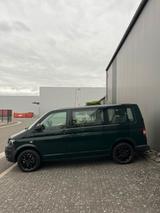 Volkswagen VW T5 Caravelle - Volkswagen T5 Caravelle aus 2015