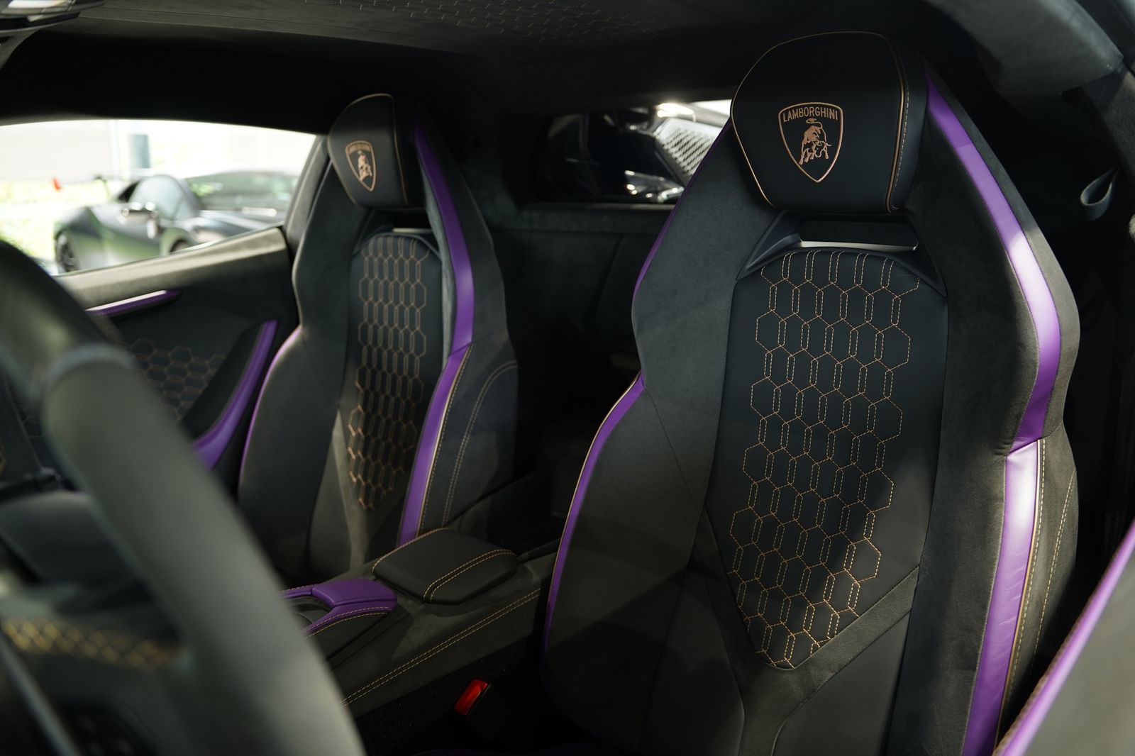 Lamborghini Revuelto
