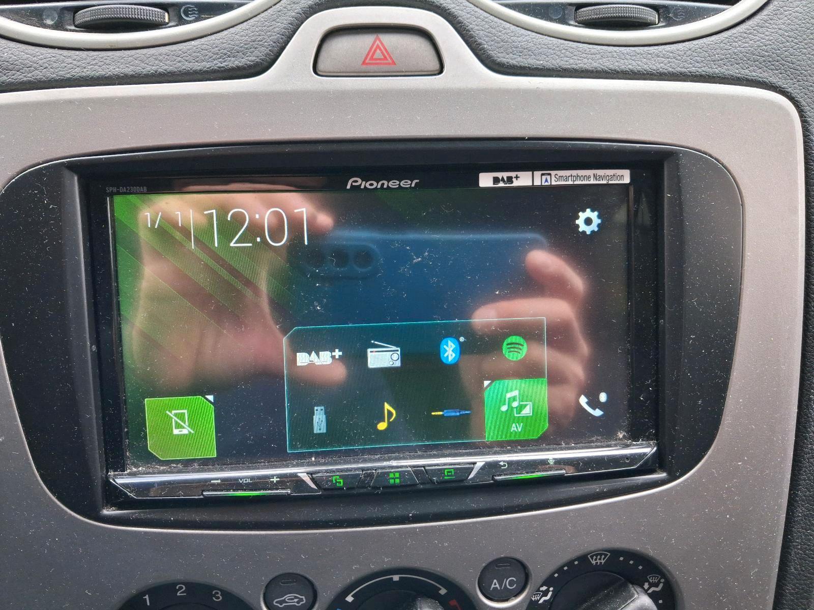 Ford Focus 2010 — photo 7