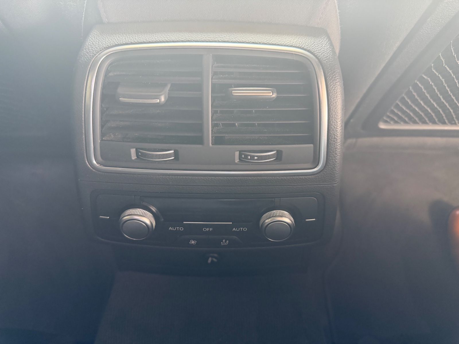 Fahrzeugabbildung Audi A6 Avant 2.0 TDI ultra