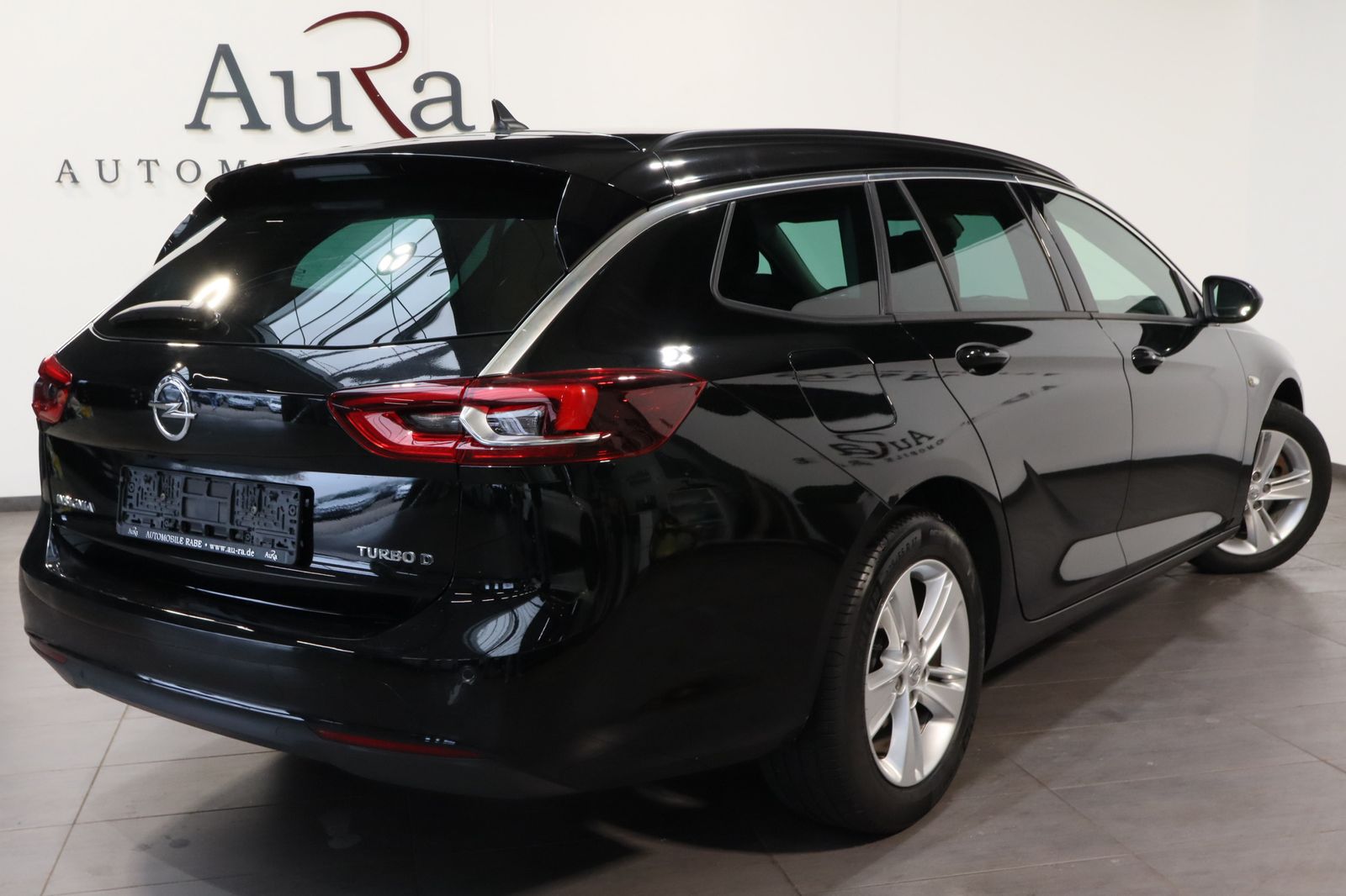 Fahrzeugabbildung Opel Insignia SpT 2.0 D Aut. Business NAV+KAM+SHZ+PP