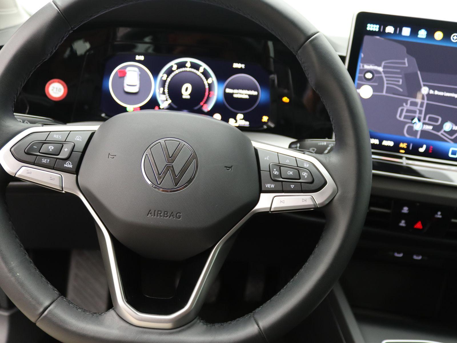 Volkswagen Golf VIII Life 1.5 eTSI DSG / CarPlay, HuD, LED, миниатюра 11