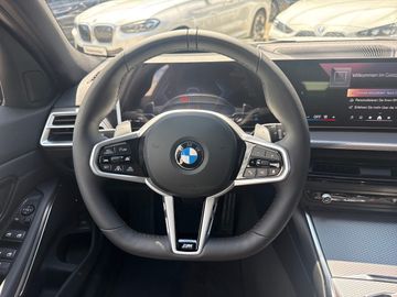BMW 320d xDrive Touring M Sportpaket Head-Up HiFi