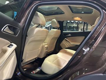 2014 Mercedes-BENZ GLA 缩略图 24