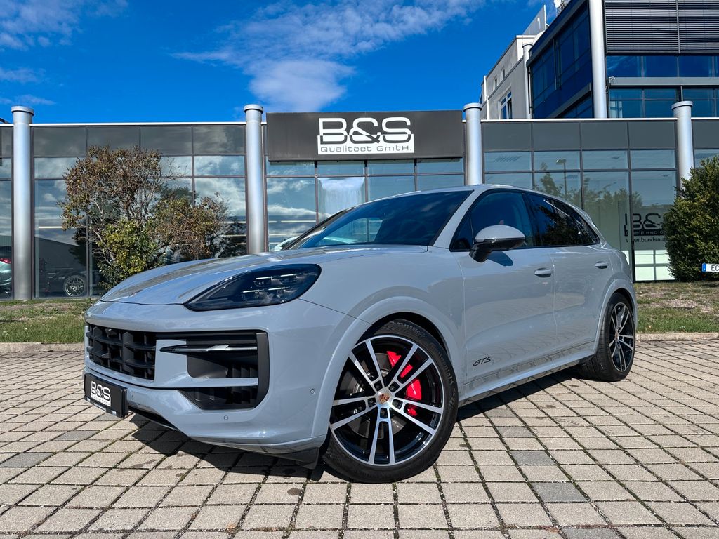 Image of Porsche Cayenne
