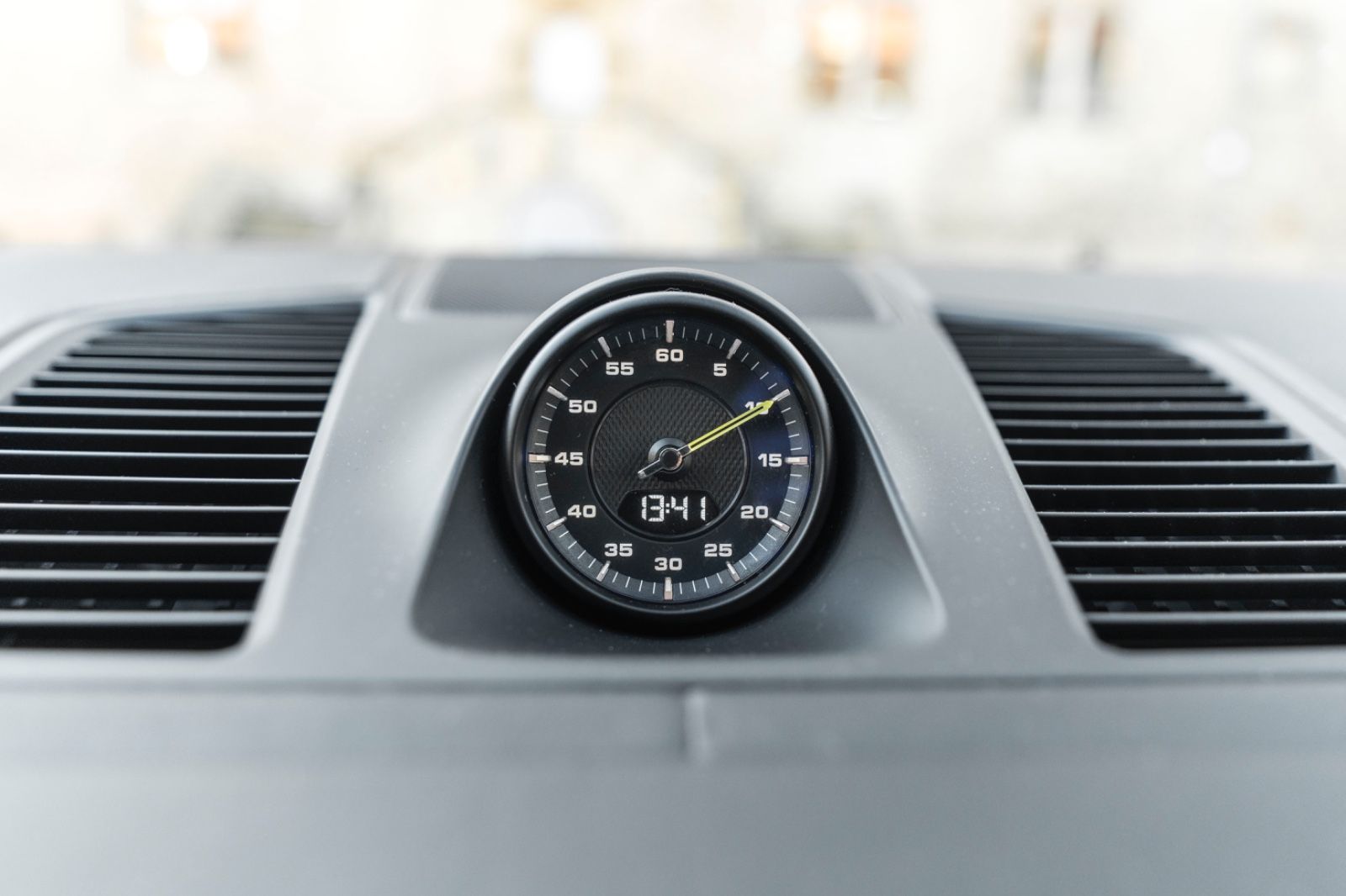 Fahrzeugabbildung Porsche Cayenne E-Hybrid SPORT-CHRONO BURMESTER 360° LED