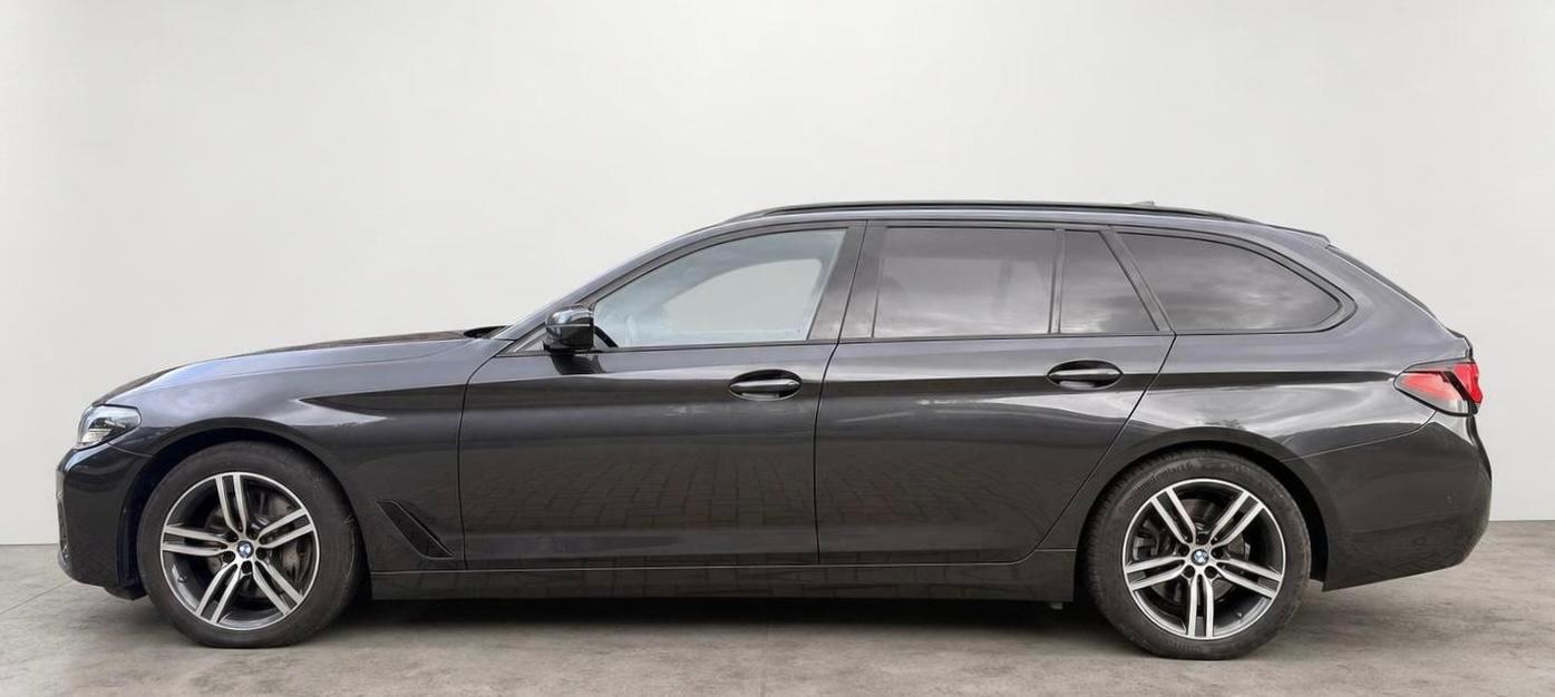 BMW 530d xDrive M-Sport PANO/AHK/LEDER/KEYLESS