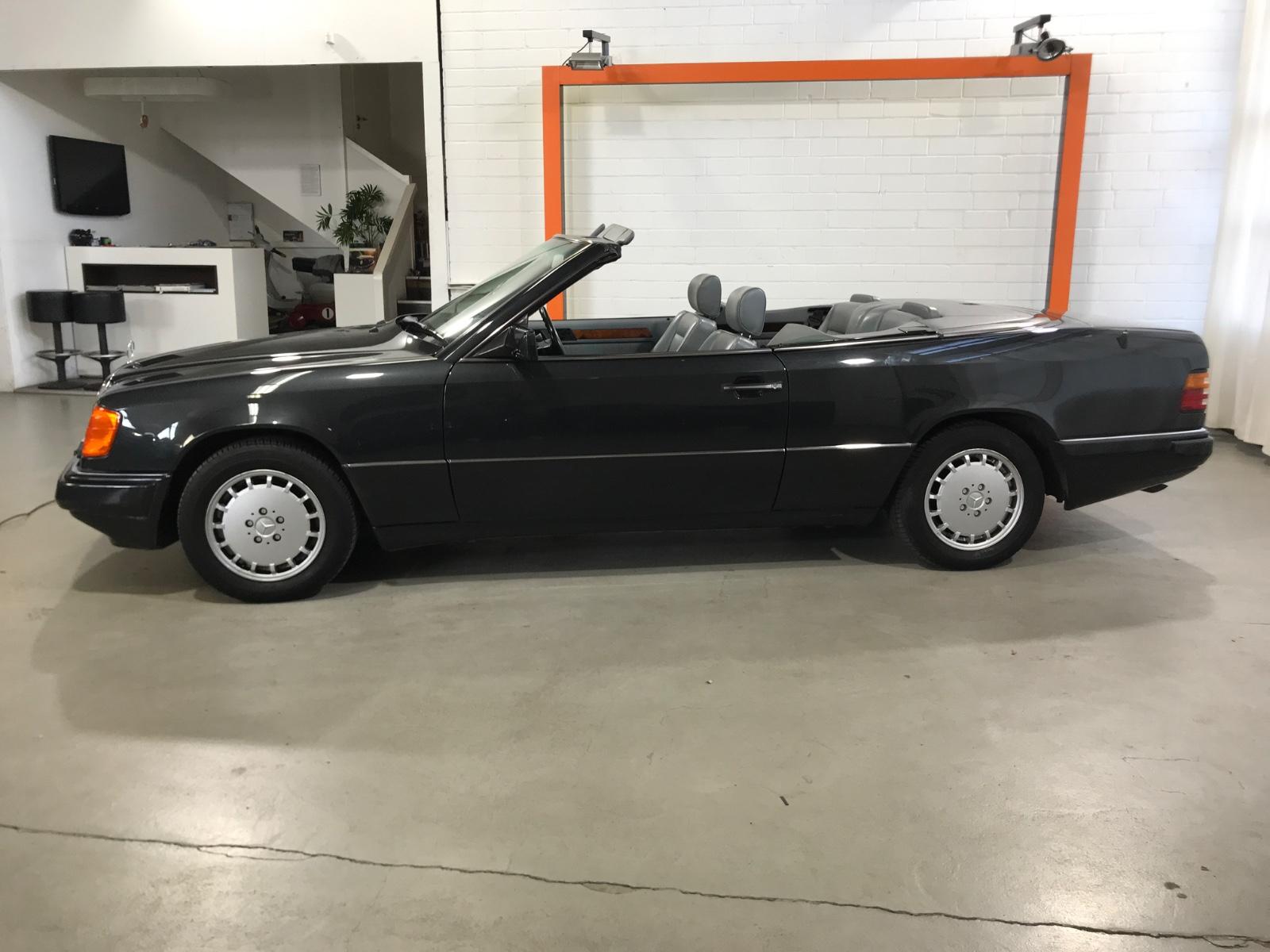 Mercedes-Benz 300CE 24V Cabrio W124 *Leder,Sitzhzg.,Tempomat *