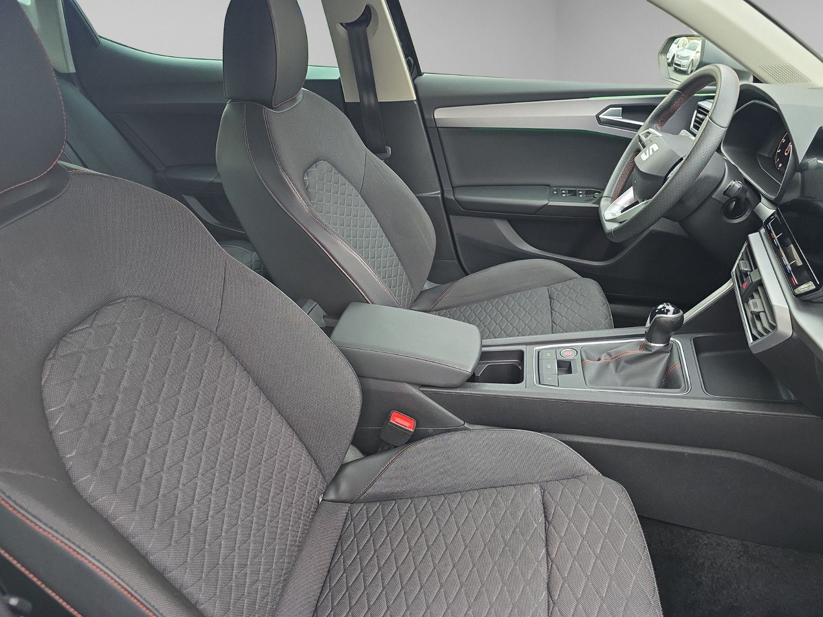 Fahrzeugabbildung SEAT Leon FR+Fahrassistenz+Voll-LED+Digital Cockpit