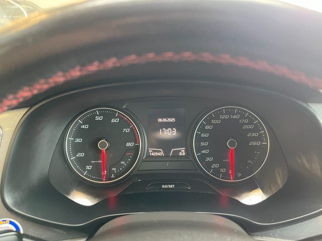 Seat Leon FR *LED*NAVI*SZHZ*TEMPOMAT*SPORTSITZE*TOUCH
