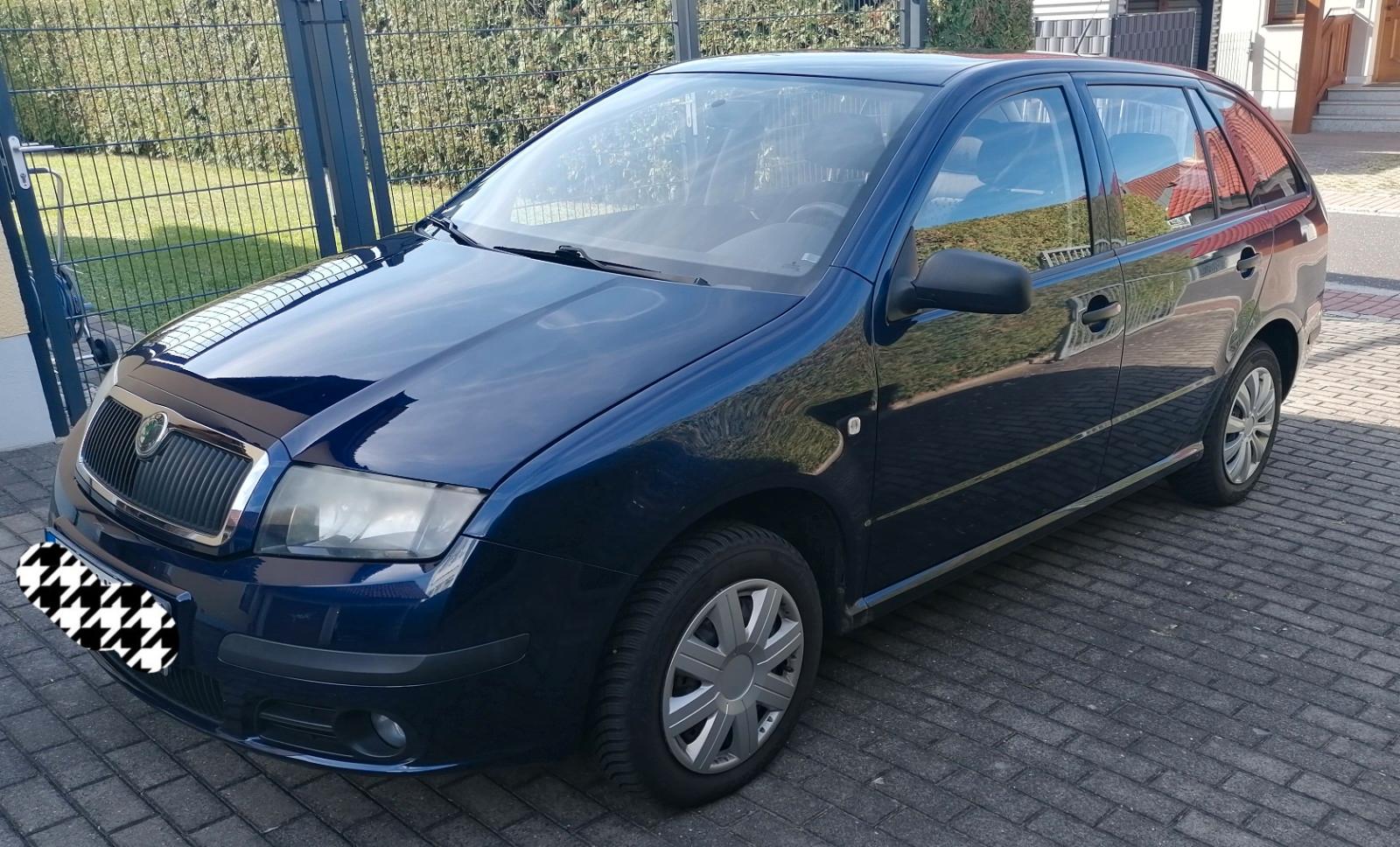 Skoda Fabia 2004 — photo 11