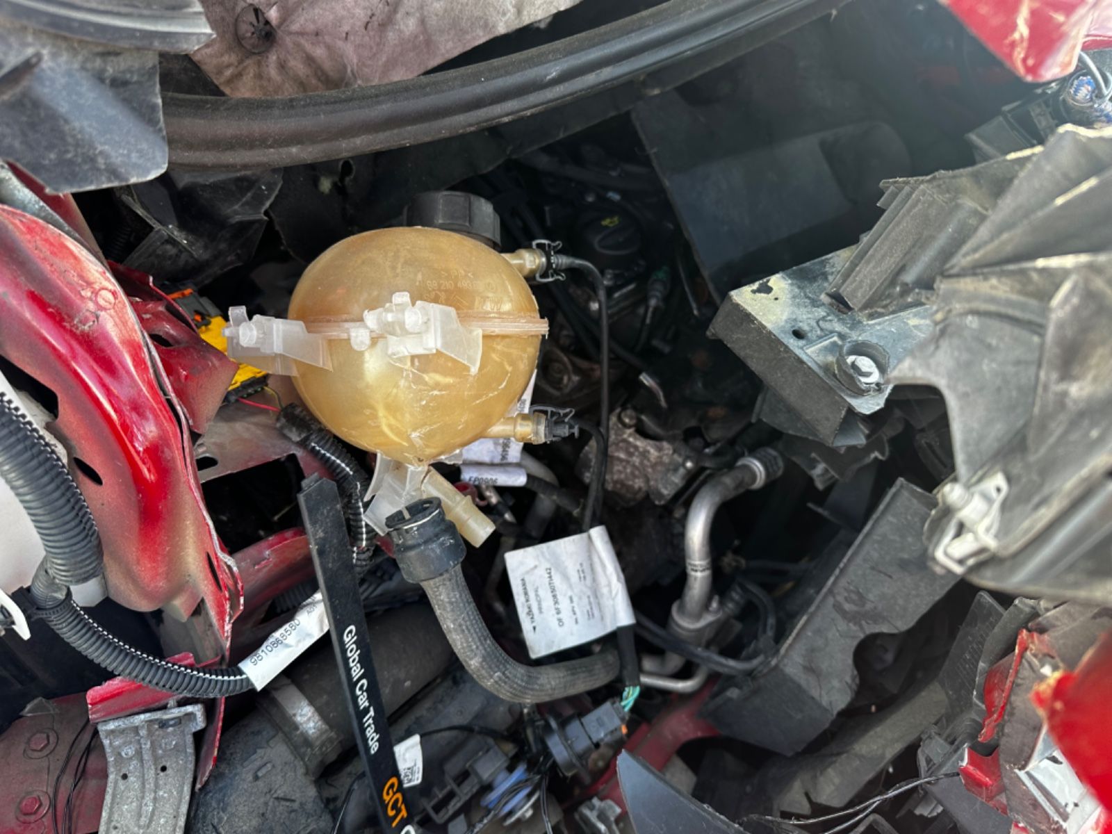 Fahrzeugabbildung Citroën Jumpy Kasten Business Unfall Motor läuft