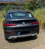BMW X4 xDrive30i 8-fach bereift - BMW X4: Grau