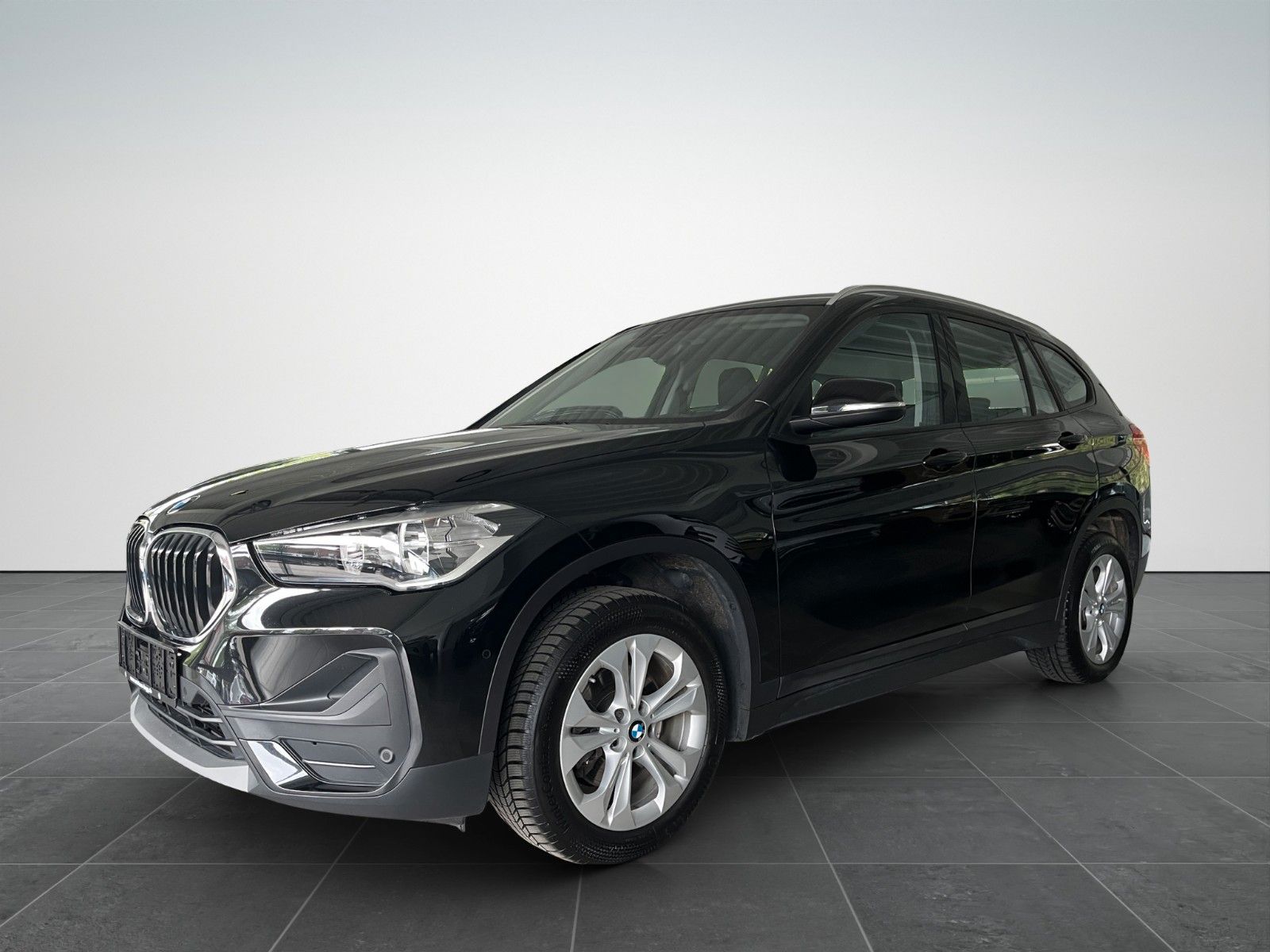 BMW X1 sDrive 18d Advantage /NAVI/SHZ/PCD V+H/