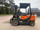 Doosan D 30 GP 34 KW Seitenhub 4.71m Hub - Doosan LKWs