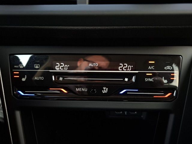 POLO 1.0 TSI DSG STYLE IQ.LIGHT+APP+ACC+NAVI