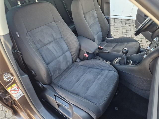 Volkswagen Golf 2010 — photo 22