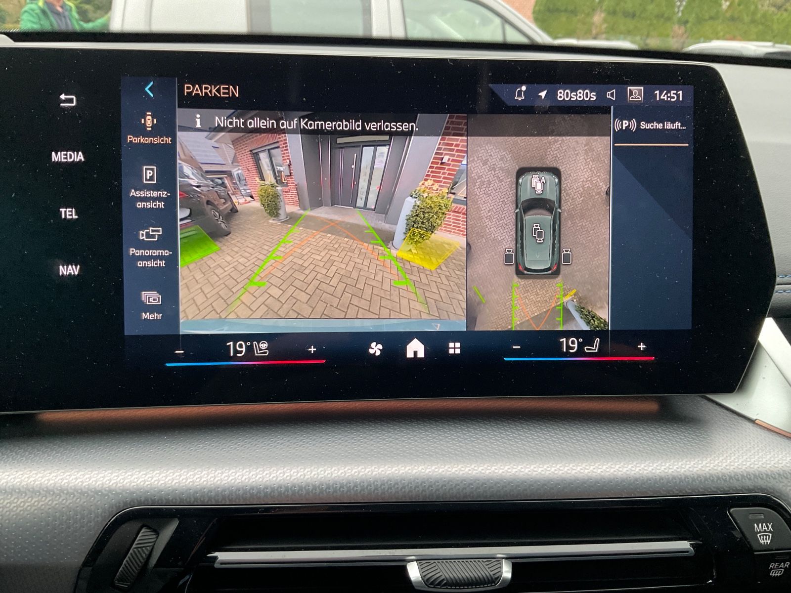 Fahrzeugabbildung BMW iX1 30 xDrive M Sport,HeadUp,Navi,Kamera