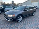 Volvo XC70 D5 Kinetic AWD Leder, AHK - Volvo XC70: Kinetic