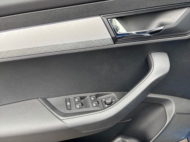 Fahrzeugabbildung SKODA Karoq 1.5 TSI Tour + ACC+SHZ+LED+AHK+GRA+
