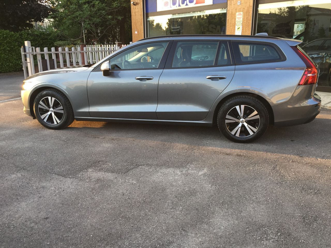 Volvo V60 D3 Geartronic Business Plus imagem 3