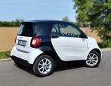 Smart ForTwo fortwo coupe Basis 52 kW - Smart Gebrauchtwagen in Frankfurt