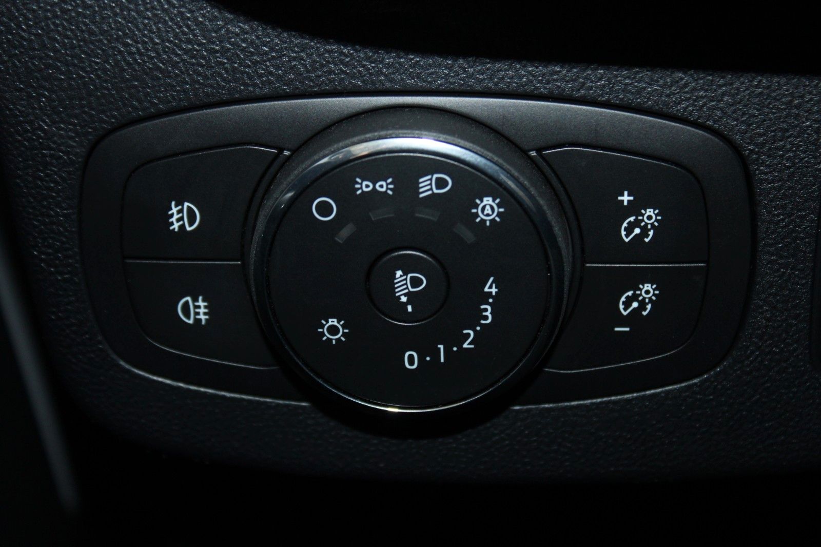 Fahrzeugabbildung Ford Puma MHEV ST-Line LED NAVI WinterPaket DAB uvm.