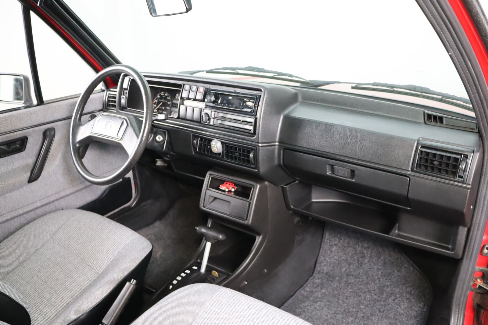 Fahrzeugabbildung Volkswagen Golf 1.6 CL HU/AU neu * H-Zulassung* Schiebedach