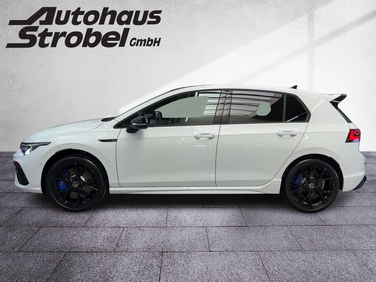 Volkswagen Golf VIII R Performance 2.0 TSI DSG 4M Black St foto 4