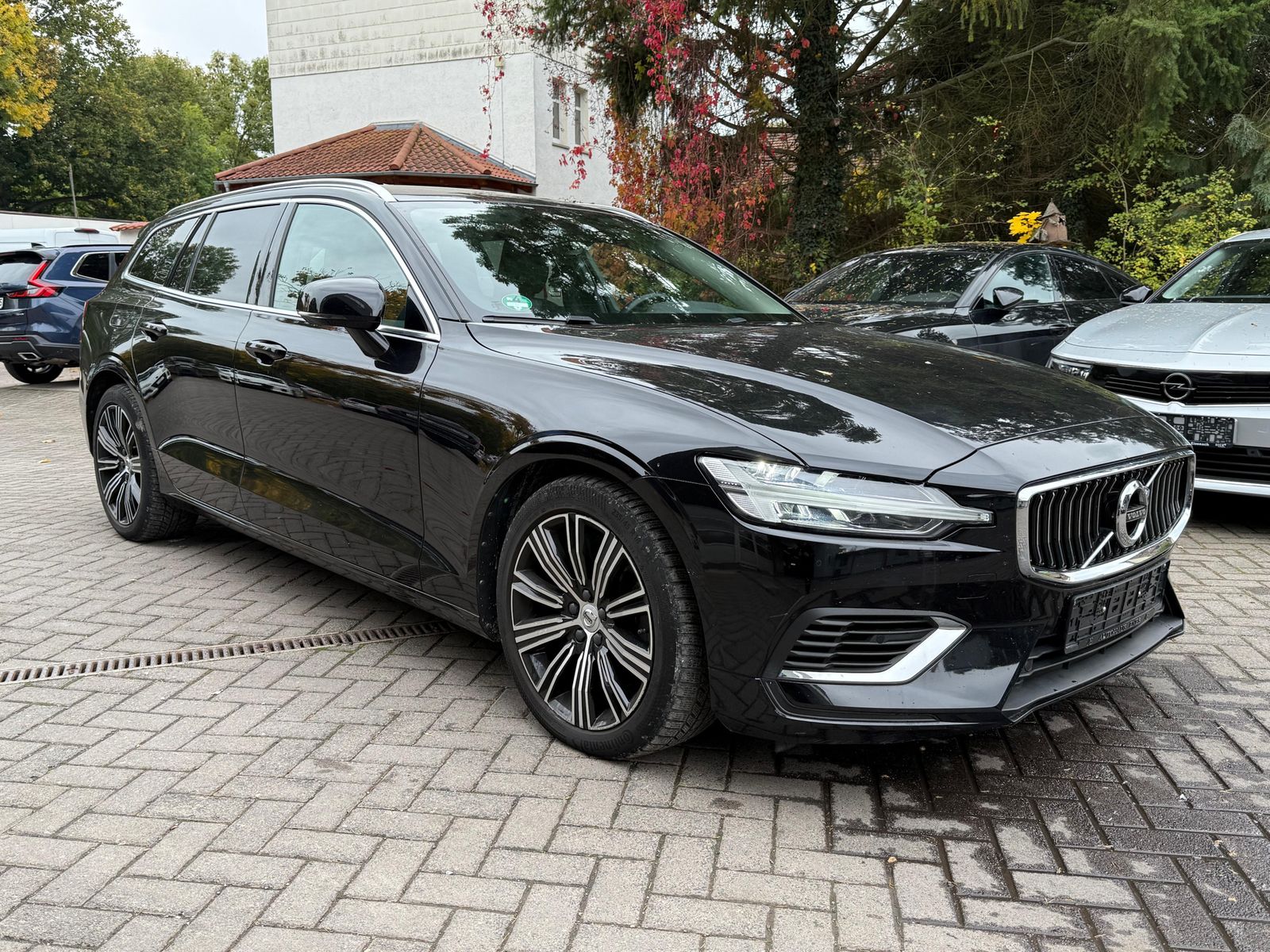 Volvo V60 Inscription Plug-In Hybrid LED+AWD+STHZ+