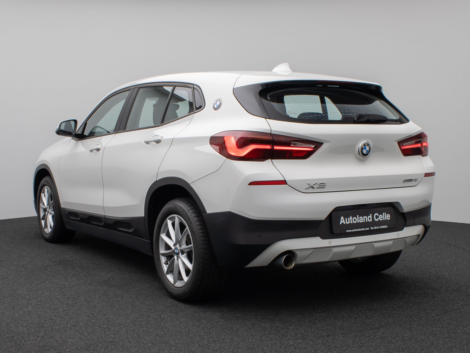 Fahrzeugabbildung BMW X2 sD18i Kamera DAB Geschwindig LED Navi ParkAss