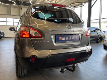 Nissan Qashqai+2 4x4 *7SITZE*PANO*360 KAMERA*XENON*