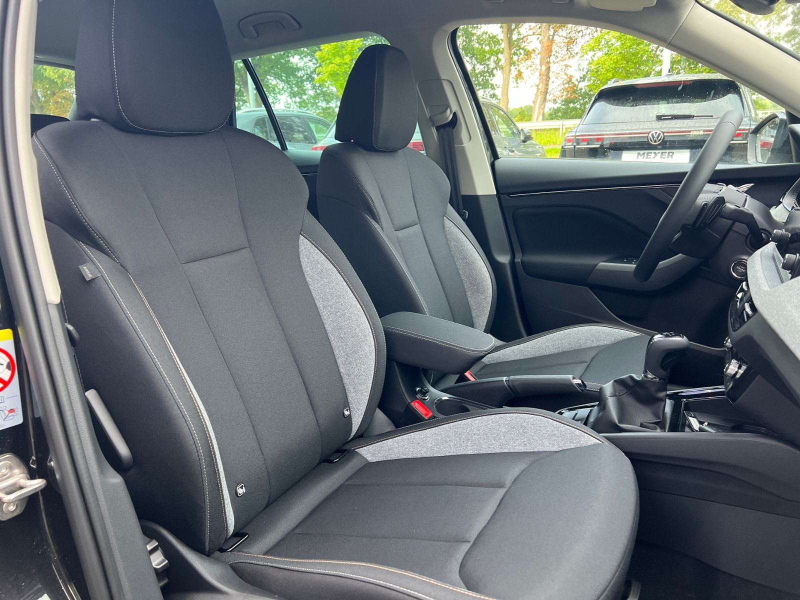 Fahrzeugabbildung SKODA Kamiq DRIVE 1,0 TSI DSG *Matrix LED, Smart Link,