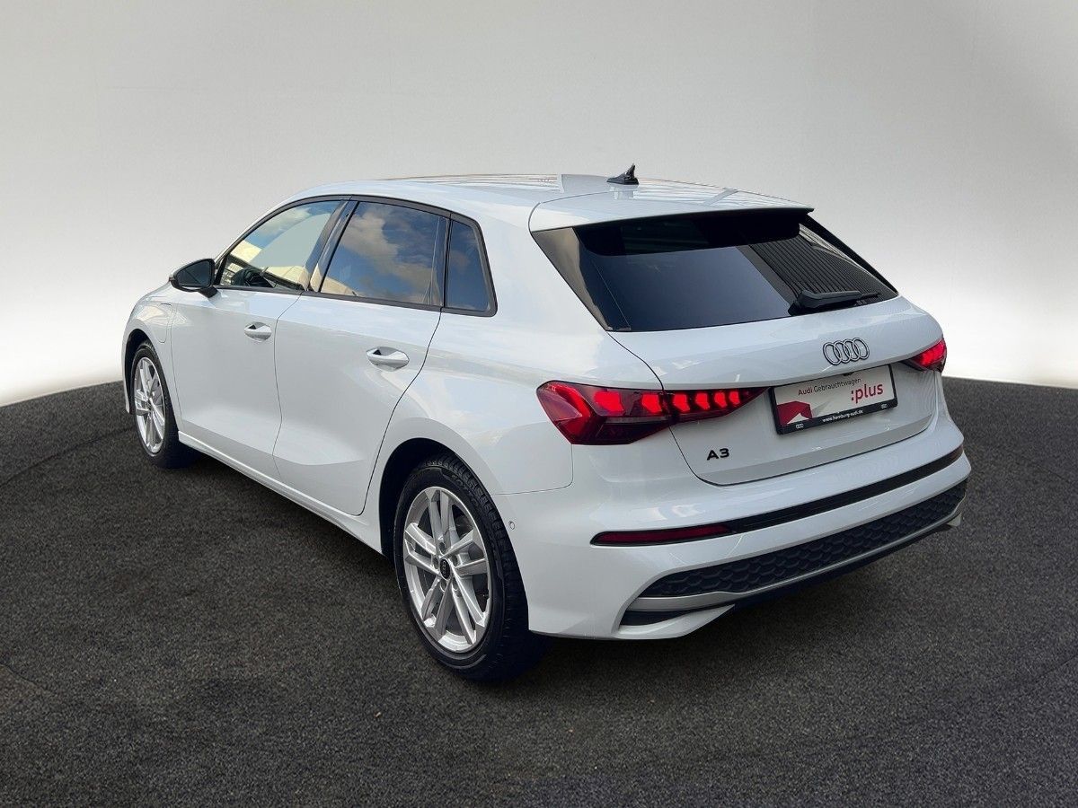 Audi A3 Sportback TFSI e advanced 150 kW S tronic LED imagem 3