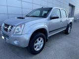Isuzu D-Max 3.0 TD cat Crew Cab 4WD Pup. LS SI P - Isuzu D-Max: 3l