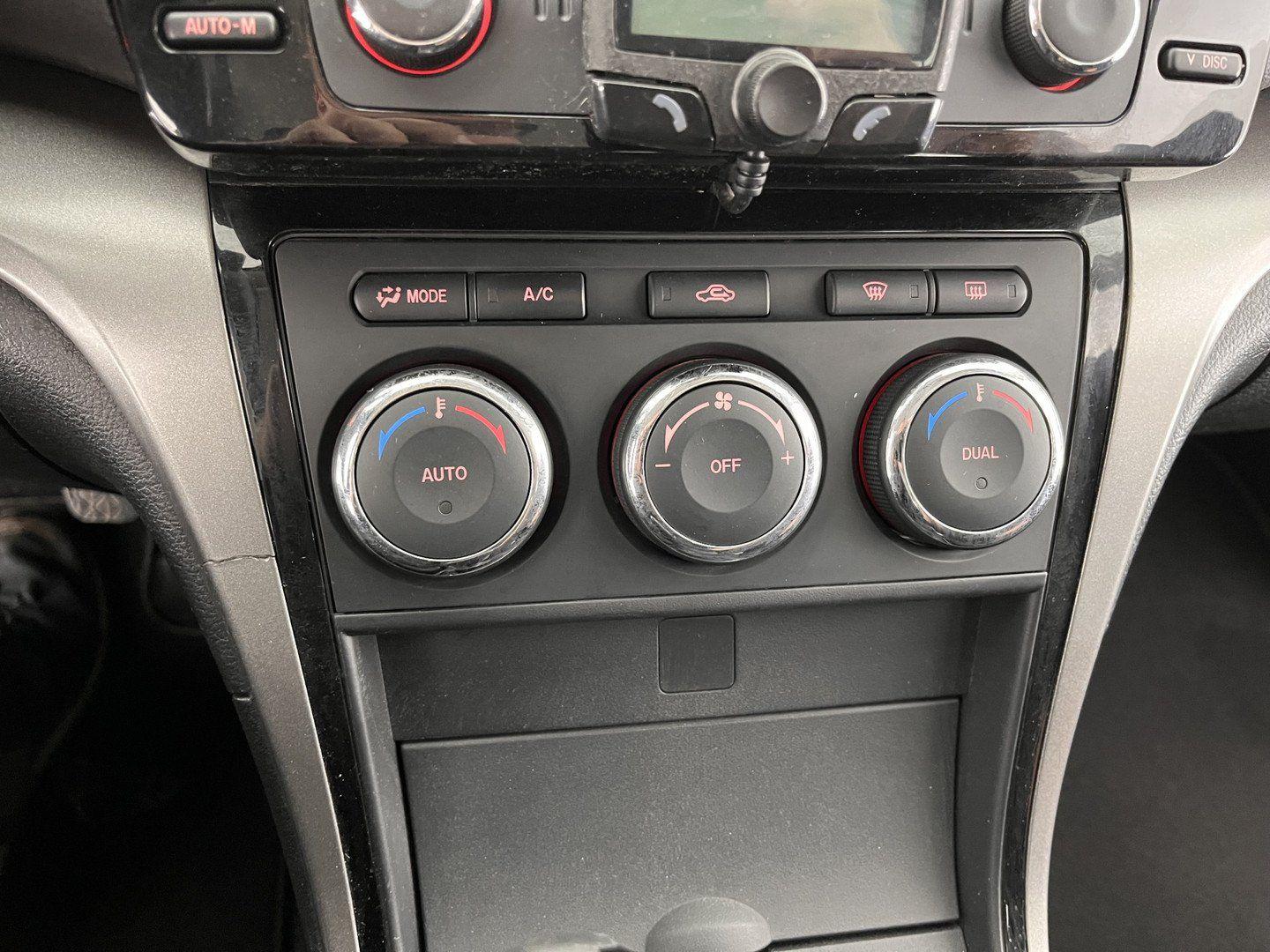 Mazda 6 2010 — photo 13