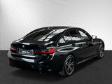 BMW 318d M Sport Pro|19"LM|Glasdach|HiFi|HeadUp - BMW 318 in Duisburg