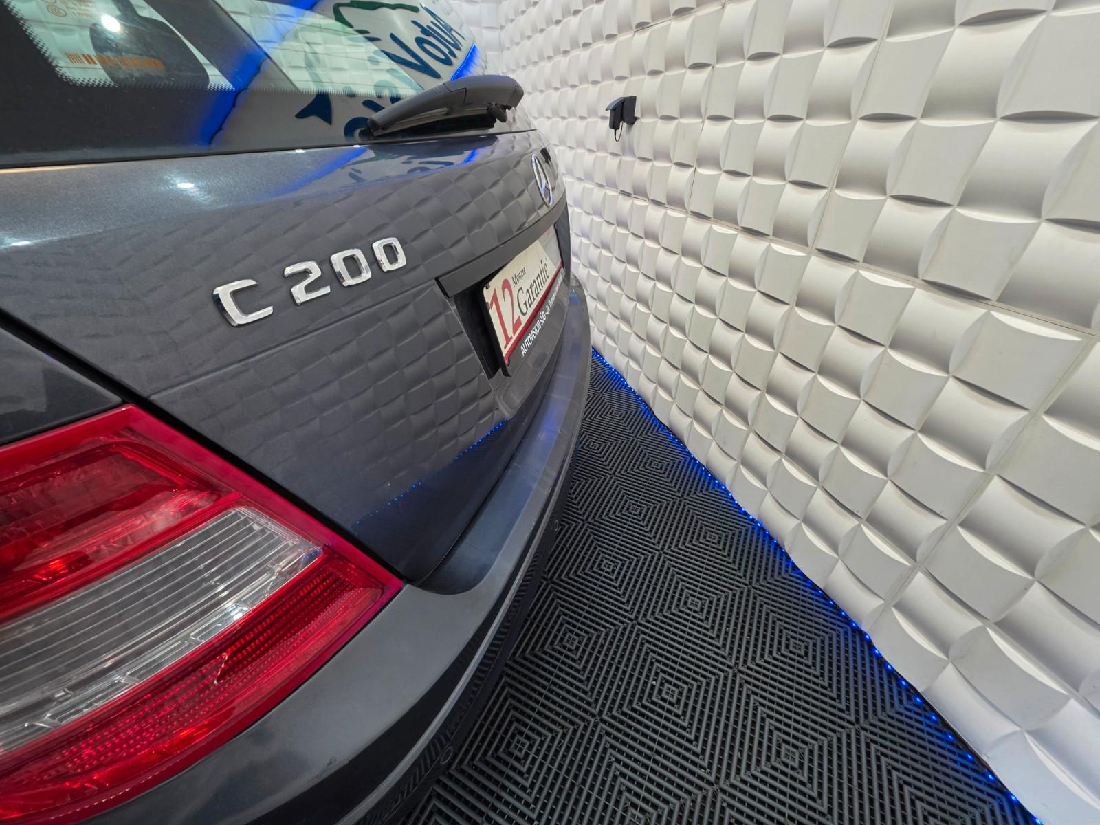 Mercedes-Benz C200 2010 — photo 5