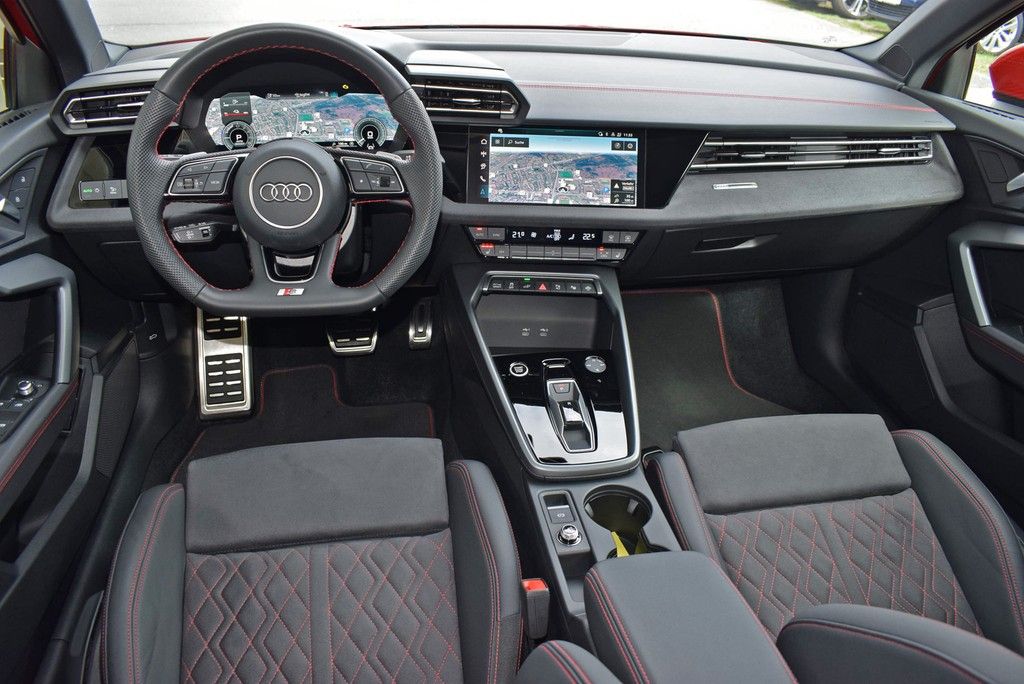 Audi A3 Sportback 40 TFSIe S-line AHK Navi RüKam foto 2
