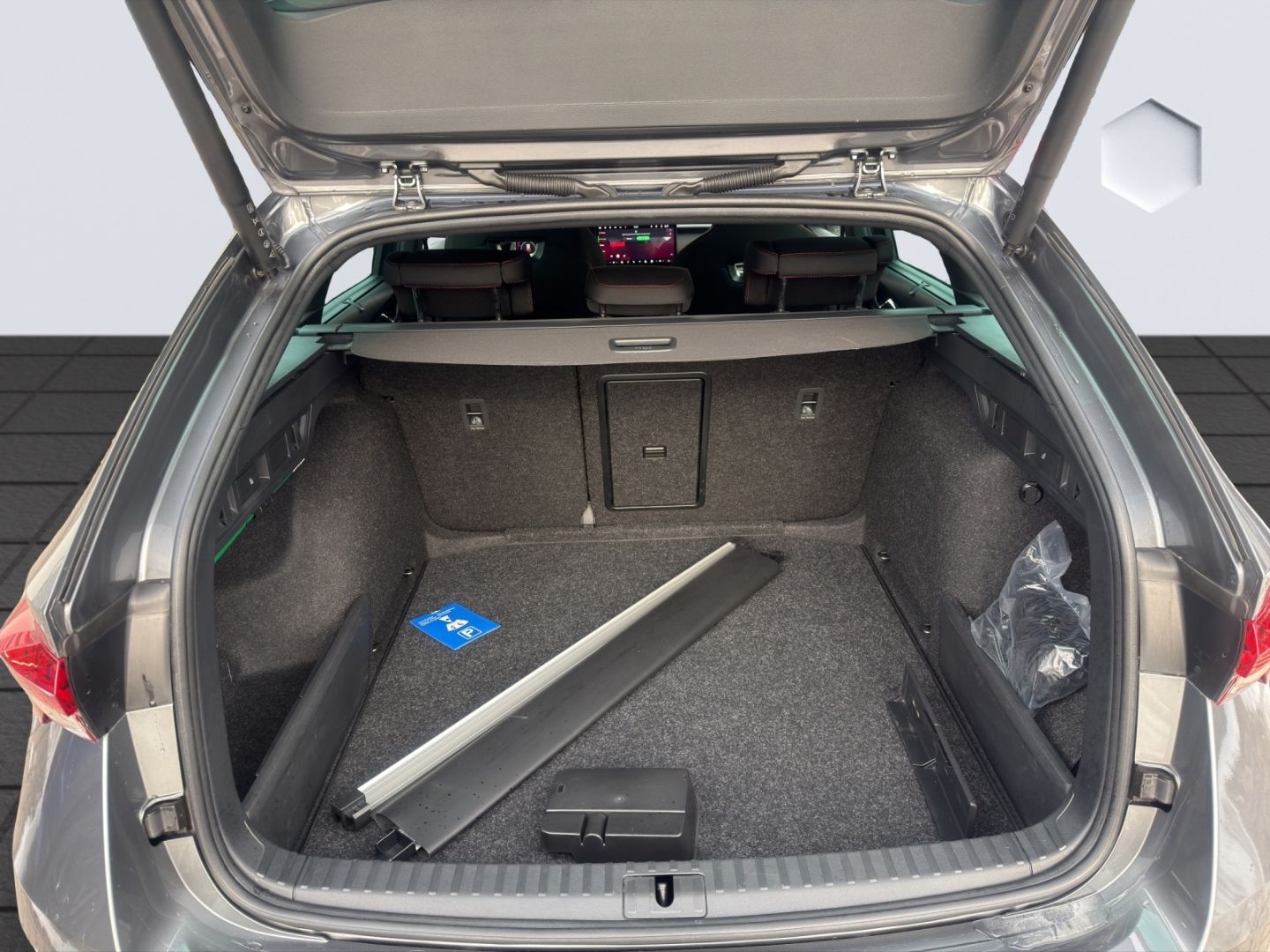 Octavia Combi RS 2.0TSI 195kW MatrixLED PanoDach