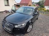 Audi A1 1.6 TDI S line  - Audi A1 mit Diesel-Antrieb: Schwarz, Limousine