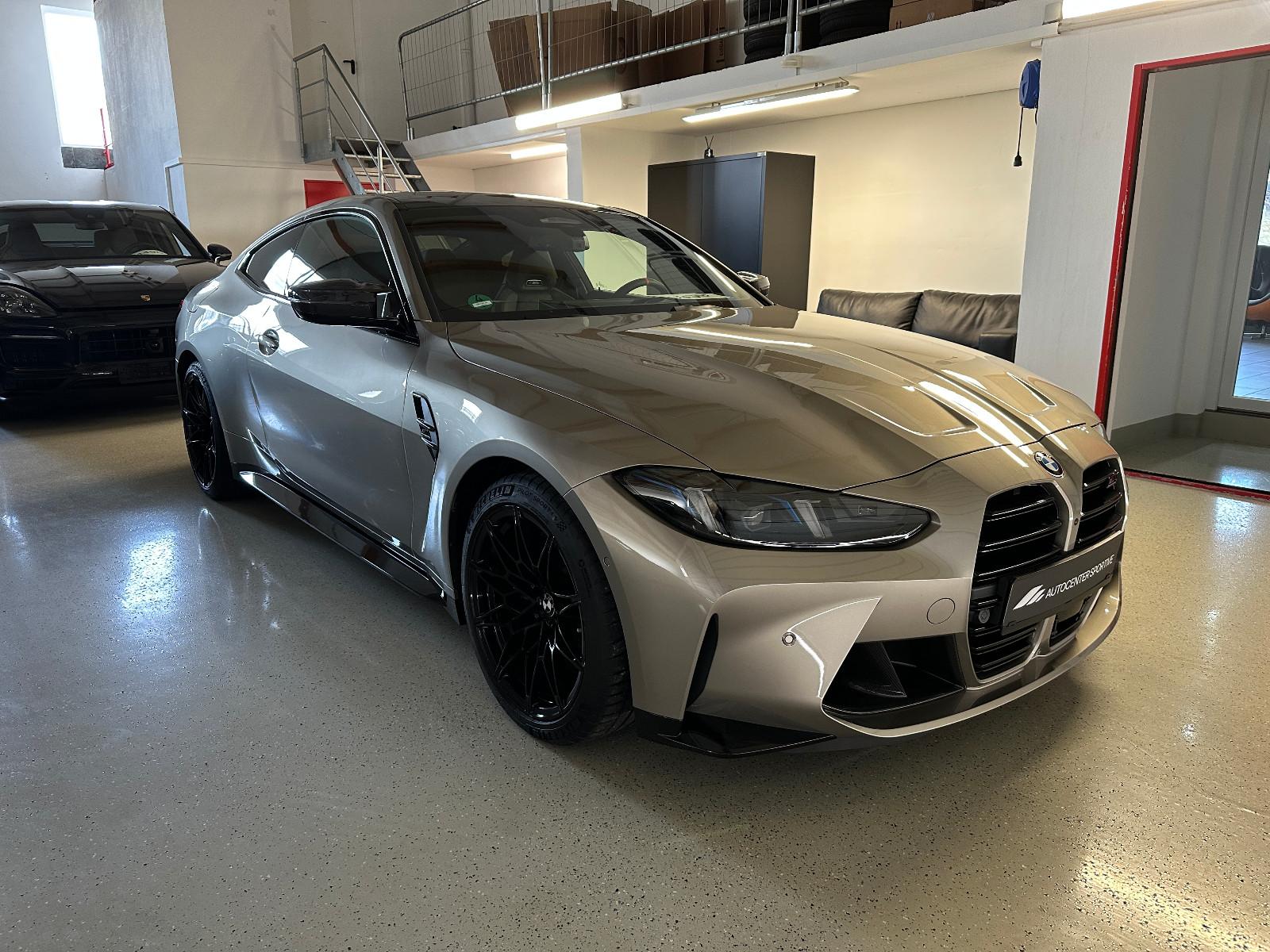 BMW M4 Competition xDrive INDIVIDUAL CARBON ULTIMATE