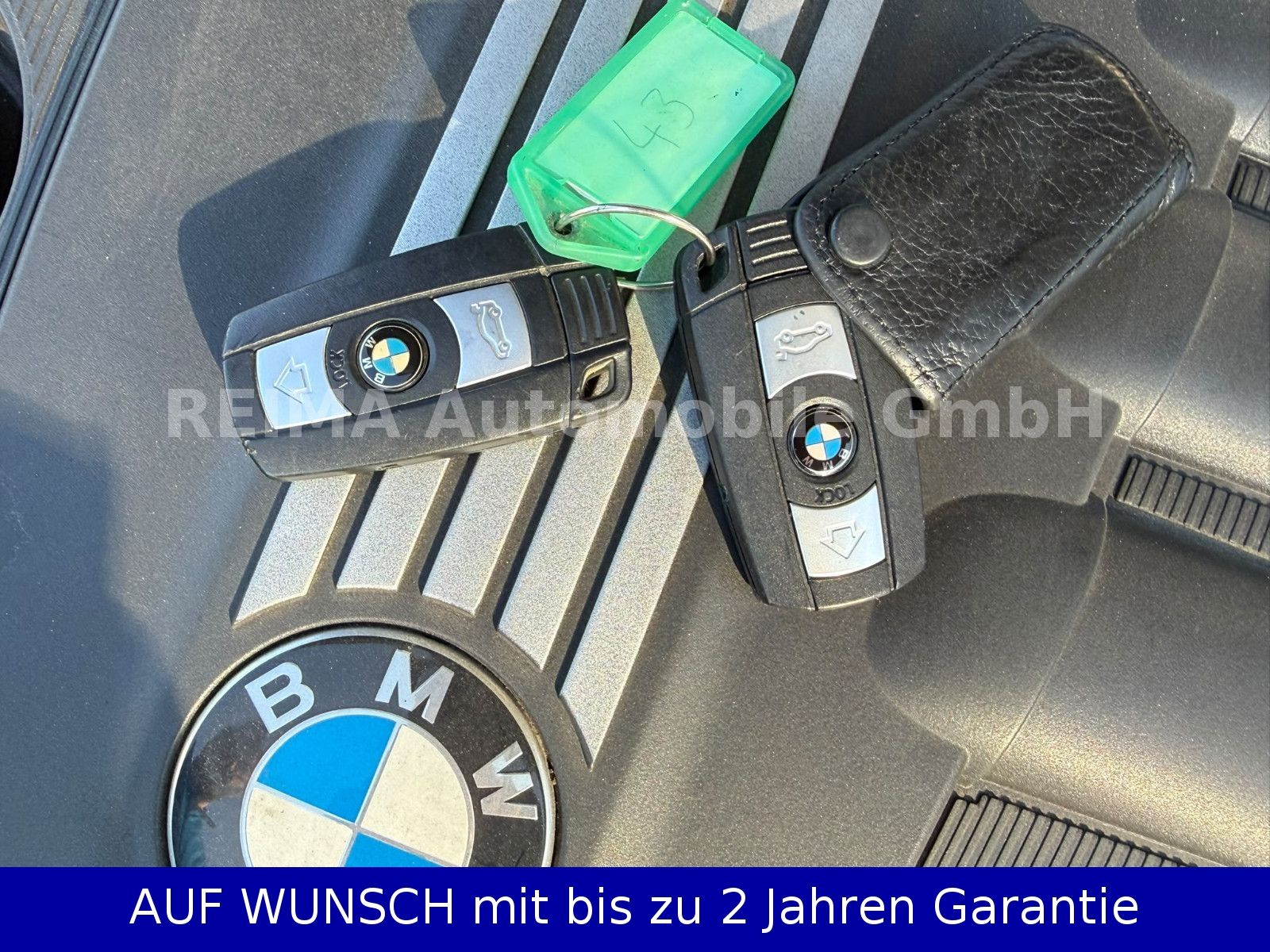 Fahrzeugabbildung BMW 325d Touring, Pano